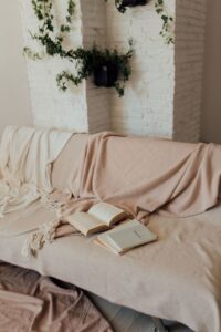 Tips for Creating a Cozy Reading Nook in Any Room